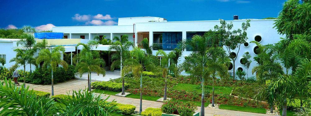 Resort Mrugavani & 4*
