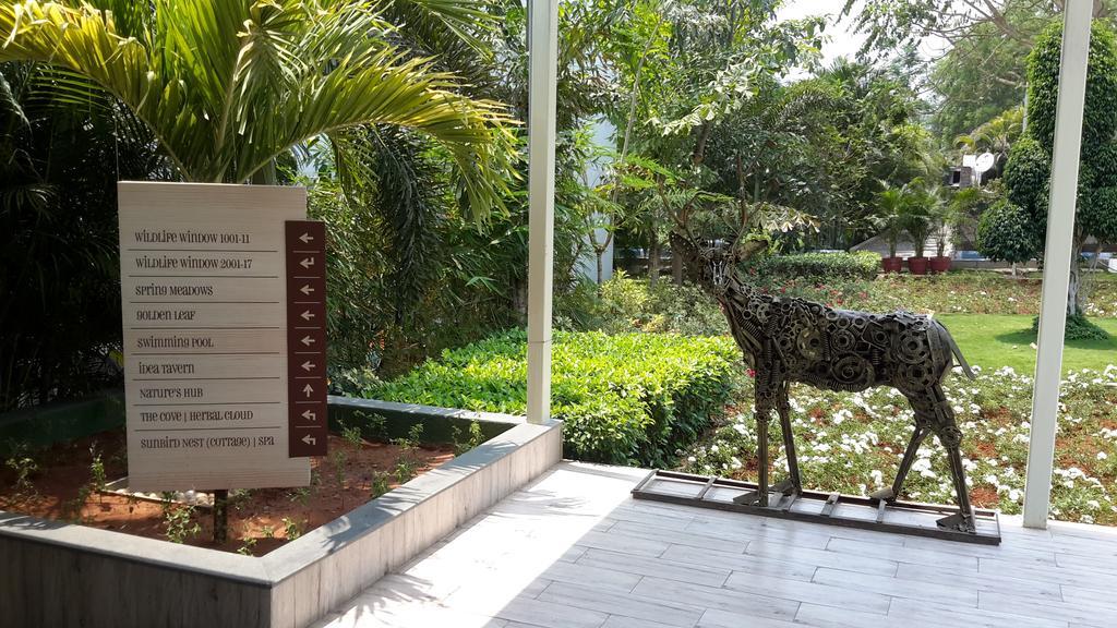 Resort Mrugavani &